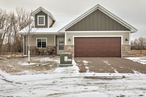 Beautiful townhome in a beautiful setting