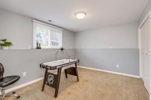 2357 17th Avenue E, Saint Paul, MN 55109