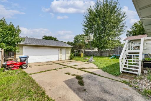 2357 17th Avenue E, Saint Paul, MN 55109