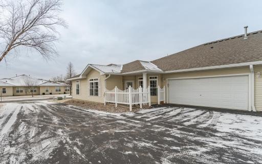 2835 Wellington Lane SW, Rochester, MN 55902