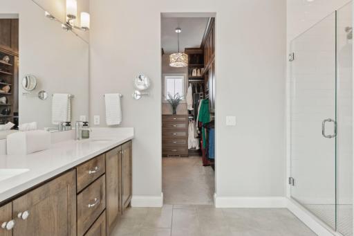 3671 Woodland Cove Parkway, Excelsior, MN 55331