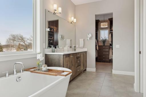 3671 Woodland Cove Parkway, Excelsior, MN 55331