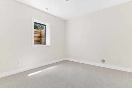 3905 W 58th Street, Edina, MN 55424