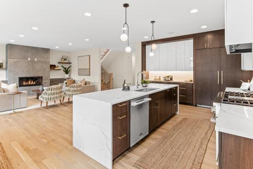 3905 W 58th Street, Edina, MN 55424