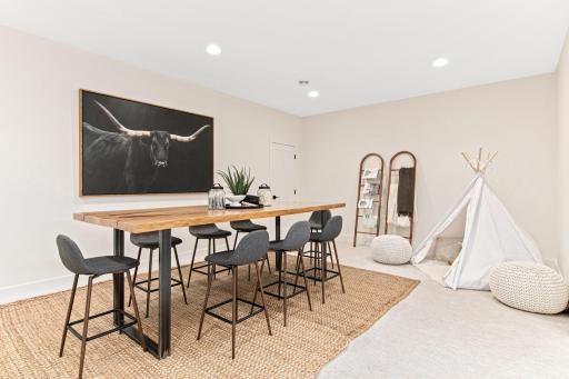 3905 W 58th Street, Edina, MN 55424
