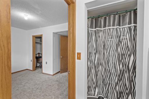 760 89th Avenue NW, Minneapolis, MN 55433