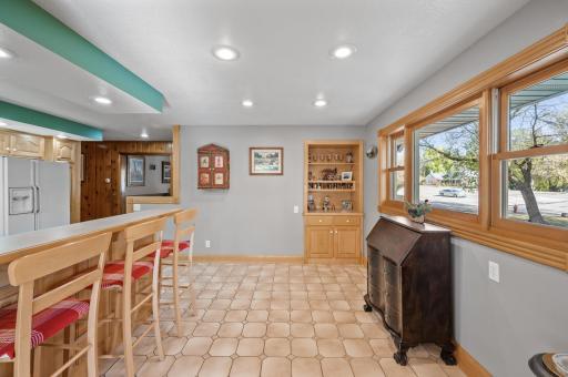 760 89th Avenue NW, Minneapolis, MN 55433