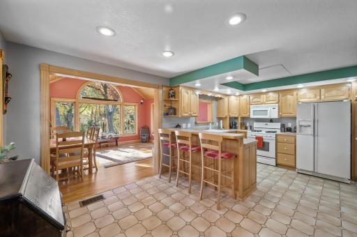 760 89th Avenue NW, Minneapolis, MN 55433