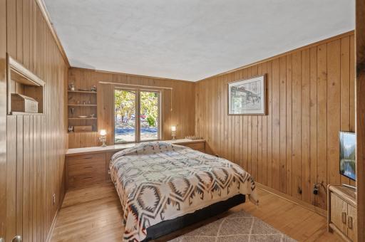 760 89th Avenue NW, Minneapolis, MN 55433