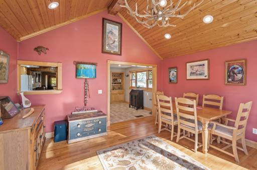 760 89th Avenue NW, Minneapolis, MN 55433