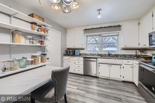 185 Craigbrook Way NE, Minneapolis, MN 55432