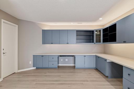 1611 Linner Court, Wayzata, MN 55391