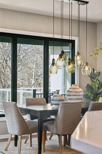 eat in casual dining area with tree tops views