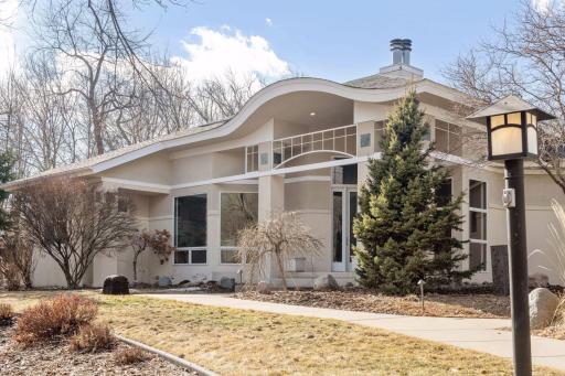 1611 Linner Court, Wayzata, MN 55391