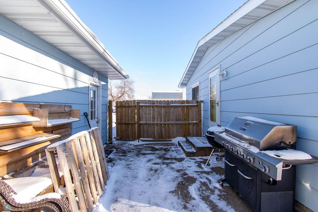Side Entrance/Patio
