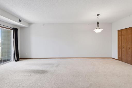 114200 Hundertmark Road, 404, Chaska, MN 55318