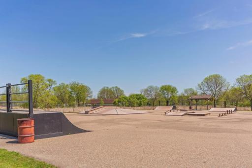114200 Hundertmark Road, 404, Chaska, MN 55318