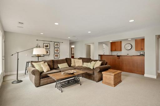 9300 Briar Lane, Minneapolis, MN 55437