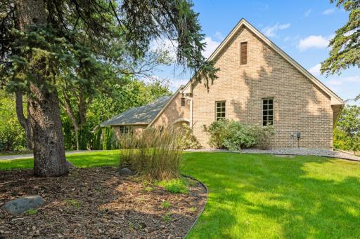 9300 Briar Lane, Minneapolis, MN 55437