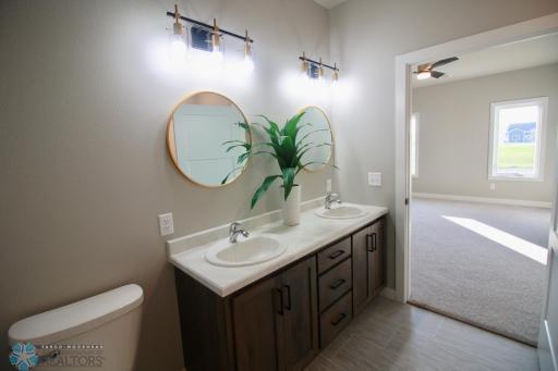 105 16th Street N, Breckenridge, MN 56520