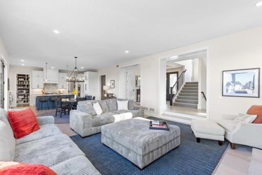 7774 Prairie Grass Pass, Prior Lake, MN 55372