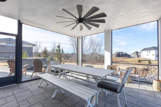 7774 Prairie Grass Pass, Prior Lake, MN 55372