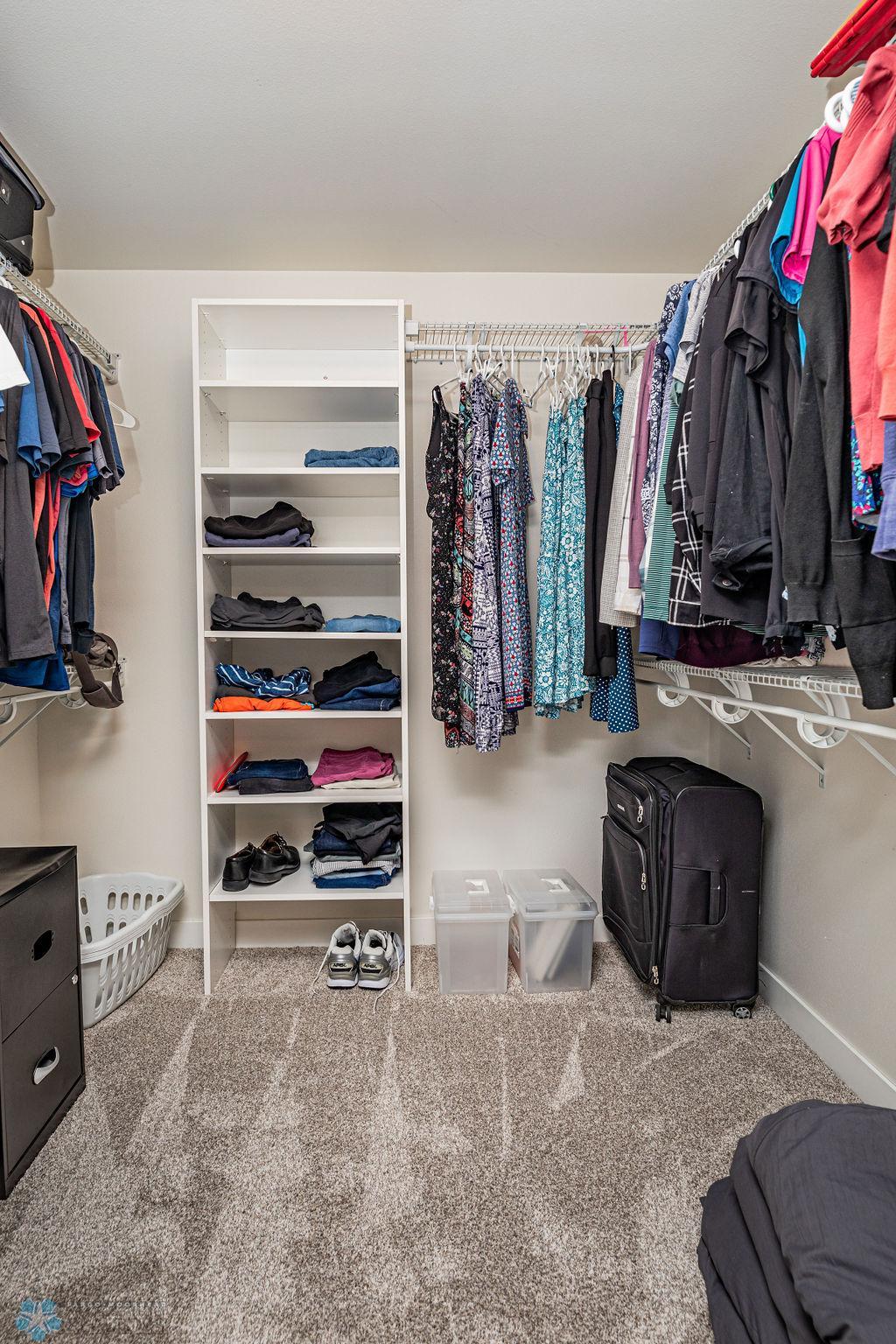 Walk-in Closet