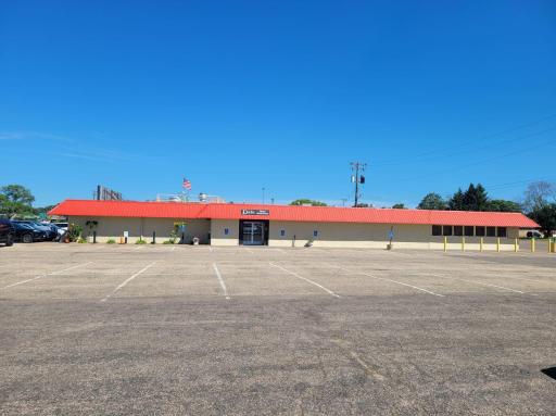 8407 Plaza Boulevard NE, Spring Lake Park, MN 55432