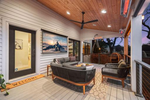 Amazing Back Patio - Perfect for Outdoor Movies!