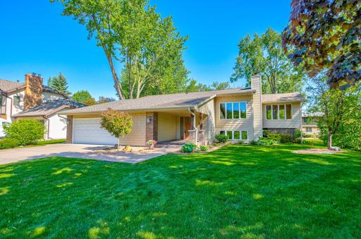 Click on the Virtual Tour to see the Live Video of this home!