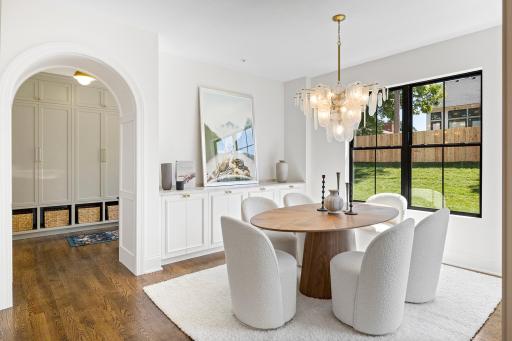 5925 Chowen Avenue S, Edina, MN 55410