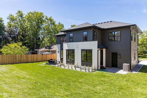 5925 Chowen Avenue S, Edina, MN 55410
