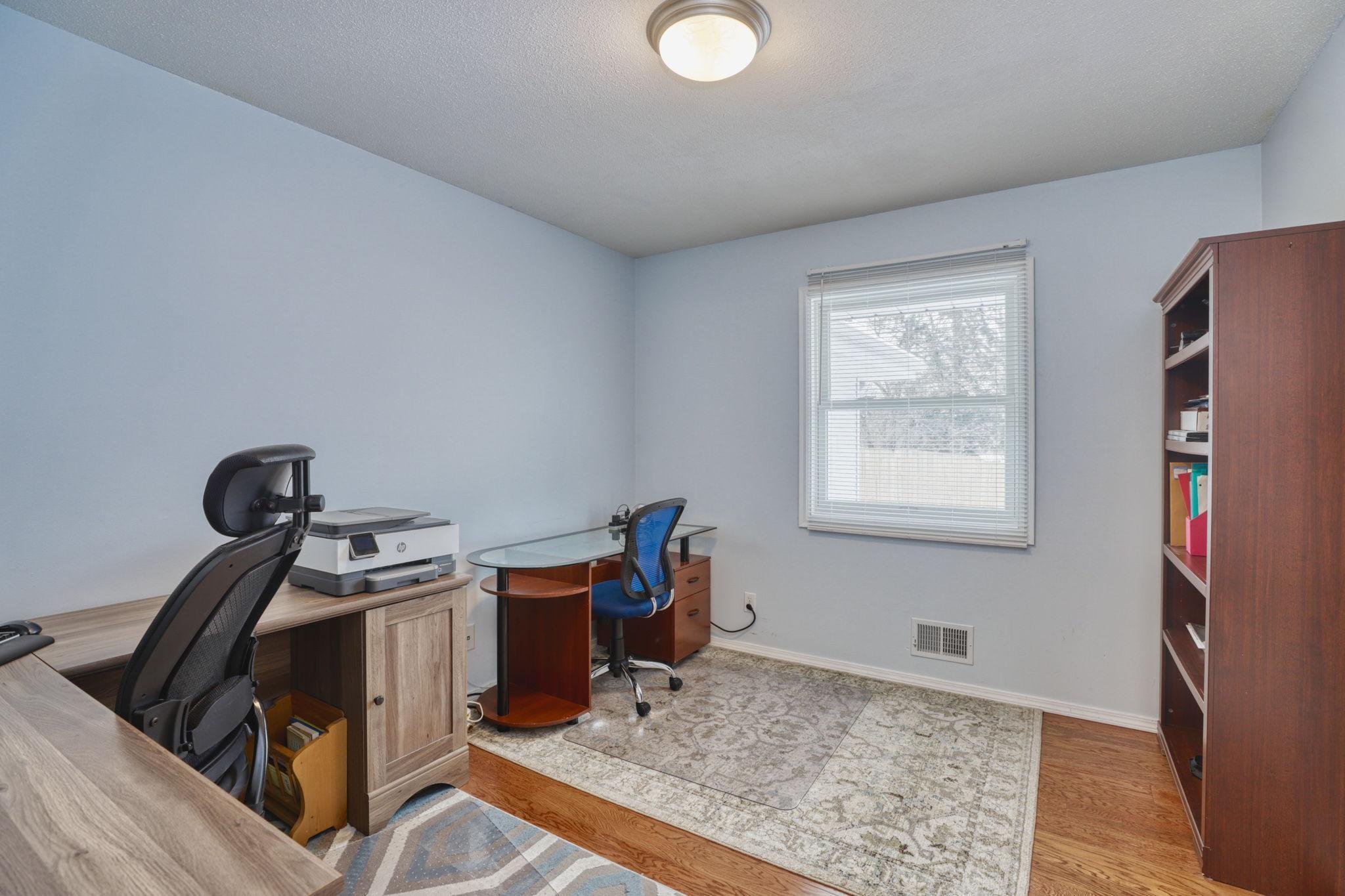 Main level bedroom #2