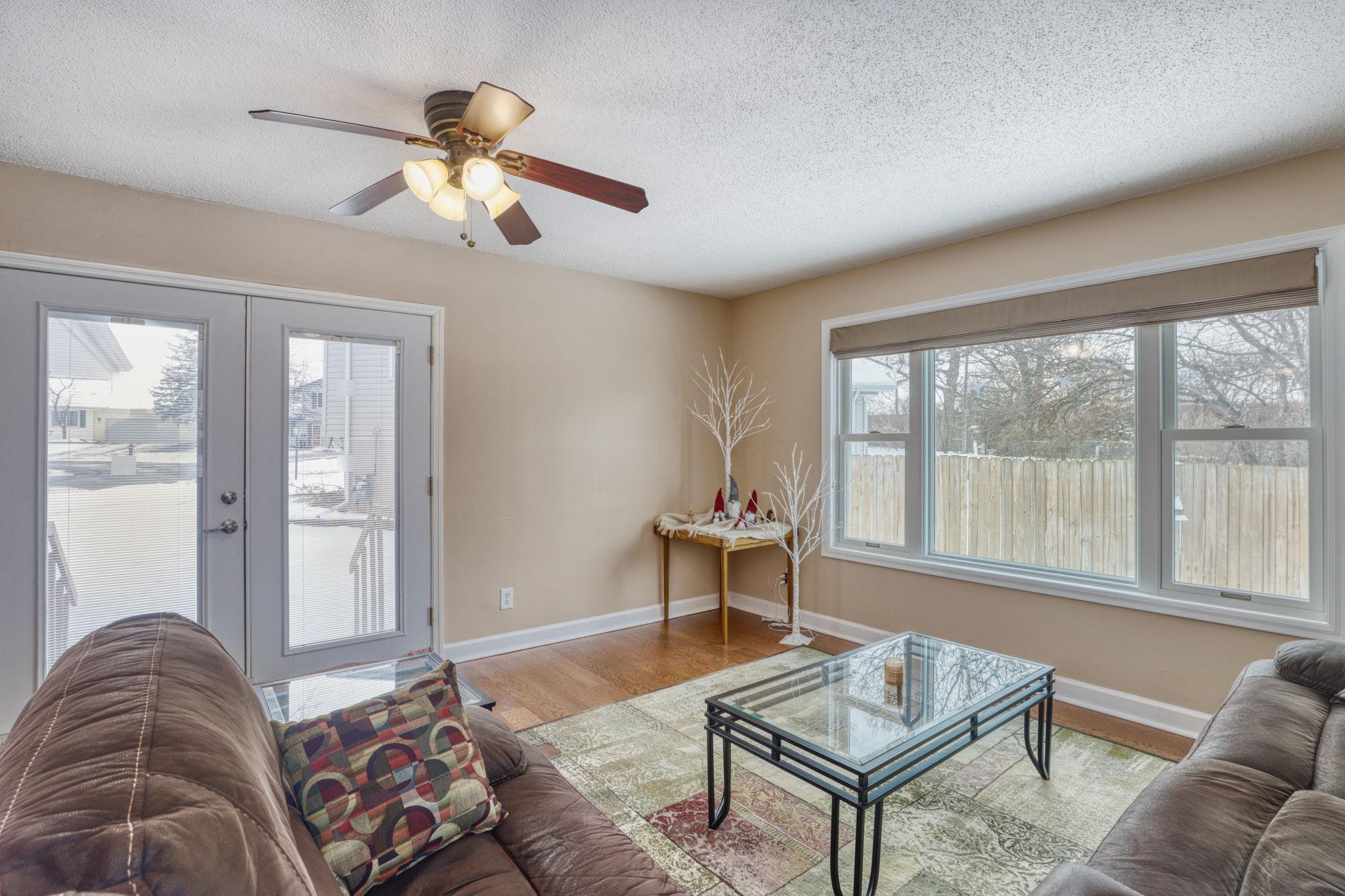 Living room addition