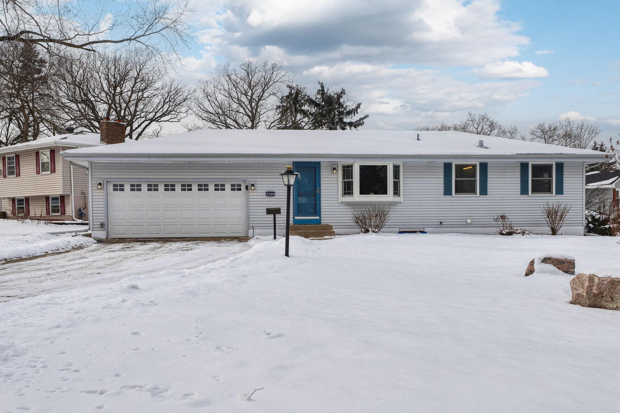 Welcome to 3709 Jordan Circle North!