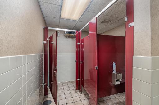 1781 County Road B W, Saint Paul, MN 55113