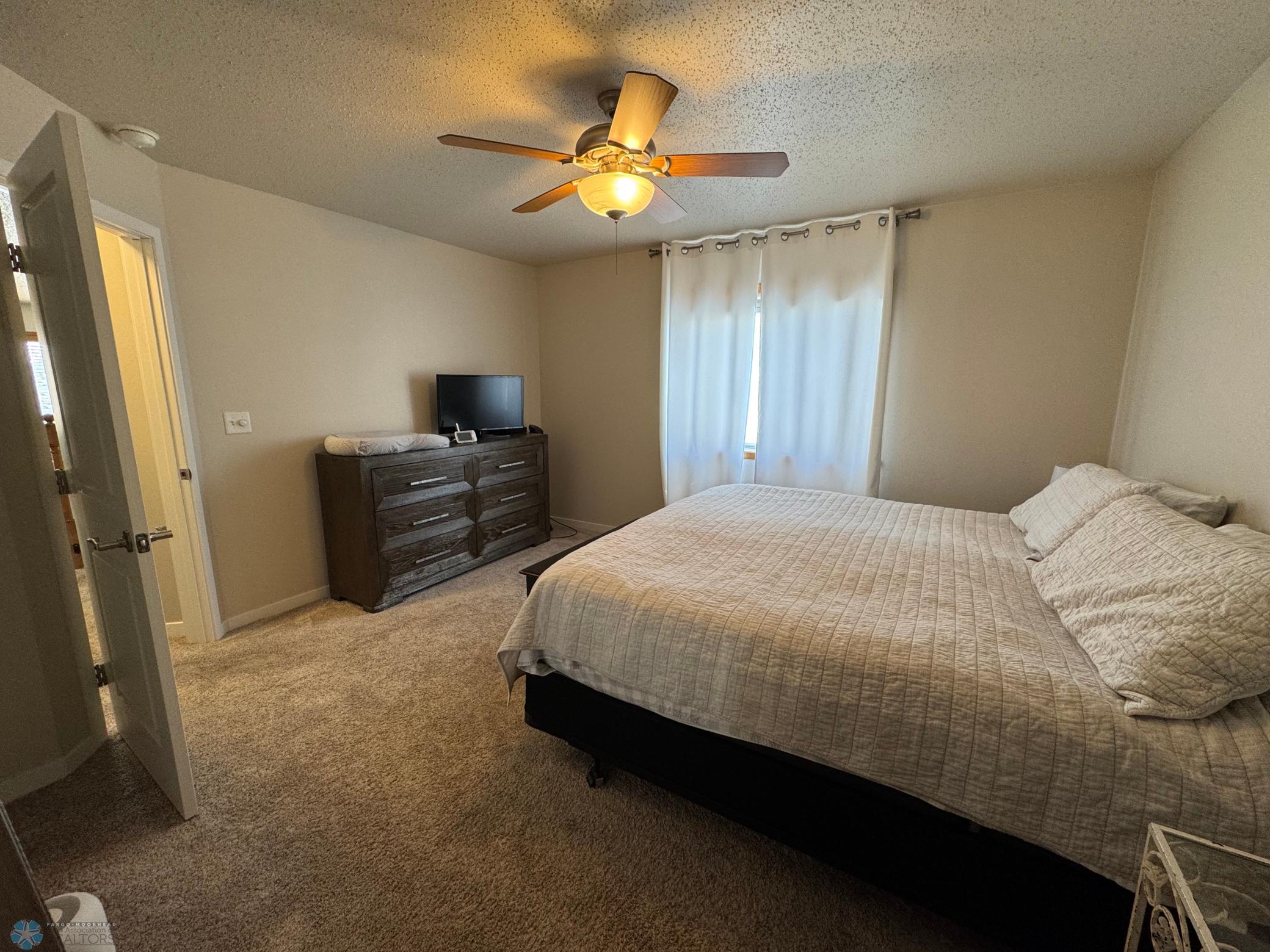 11. Bedroom 1.3.jpeg