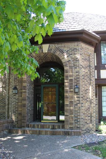 15802 Nursery Drive, Minnetonka, MN 55345