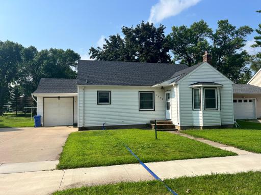 1253 Chestnut Street, Dawson, MN 56232