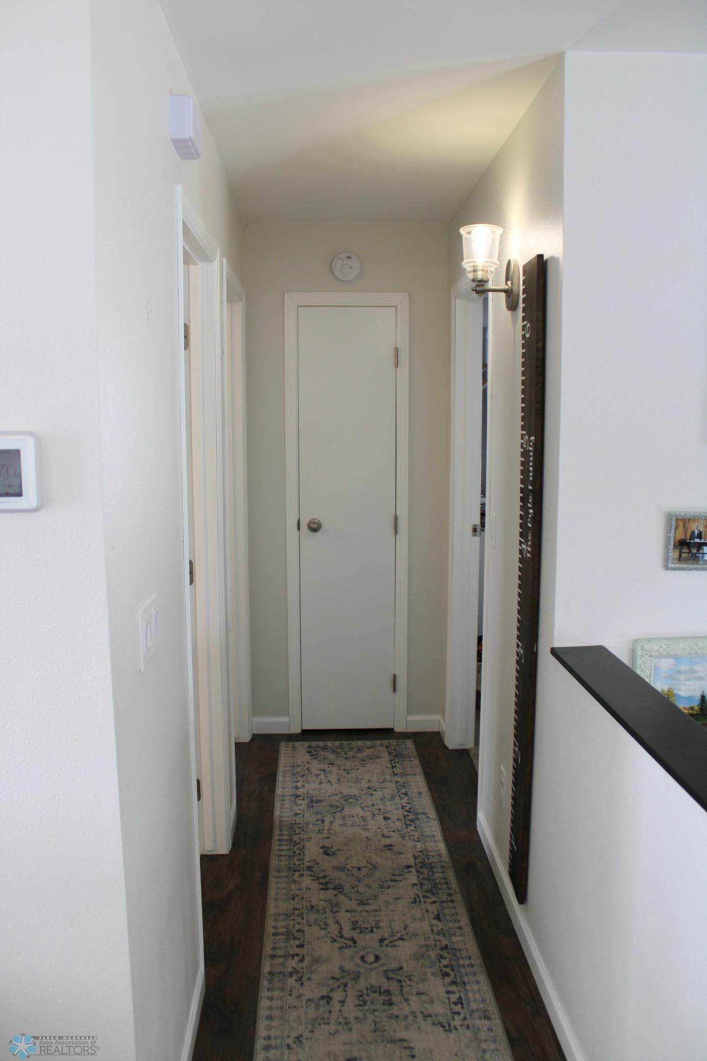 Newer flooring, paint and trim work