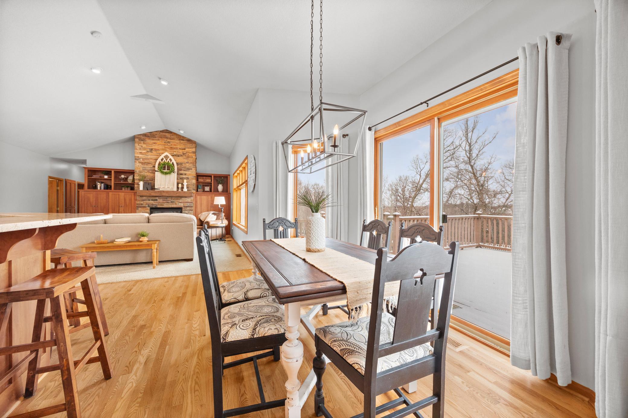 Eat-in Kitchen Area.jpg