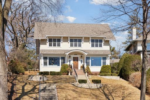 2508 W Lake Of The Isles Parkway, Minneapolis, MN 55405