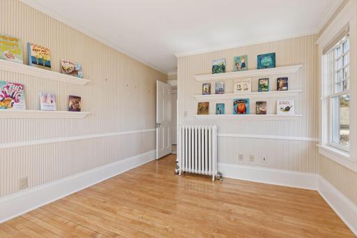 2508 W Lake Of The Isles Parkway, Minneapolis, MN 55405
