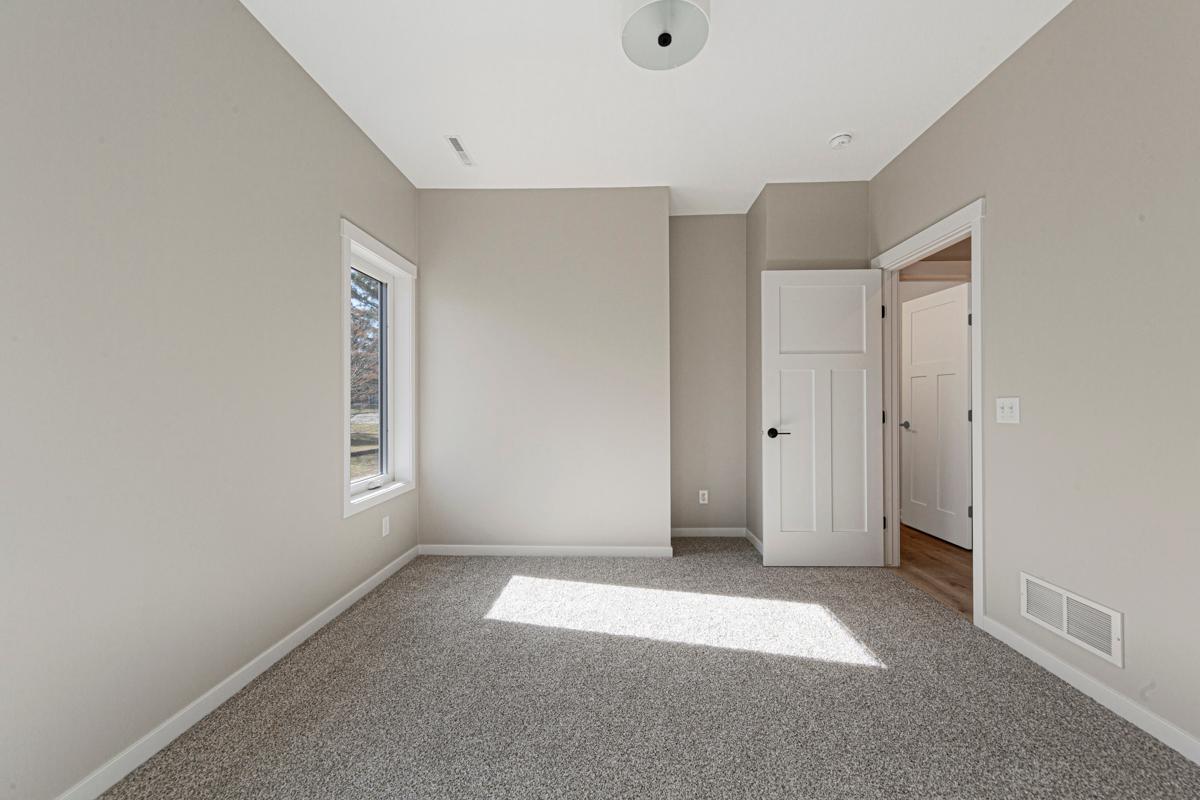 32 Bedroom 2.jpg