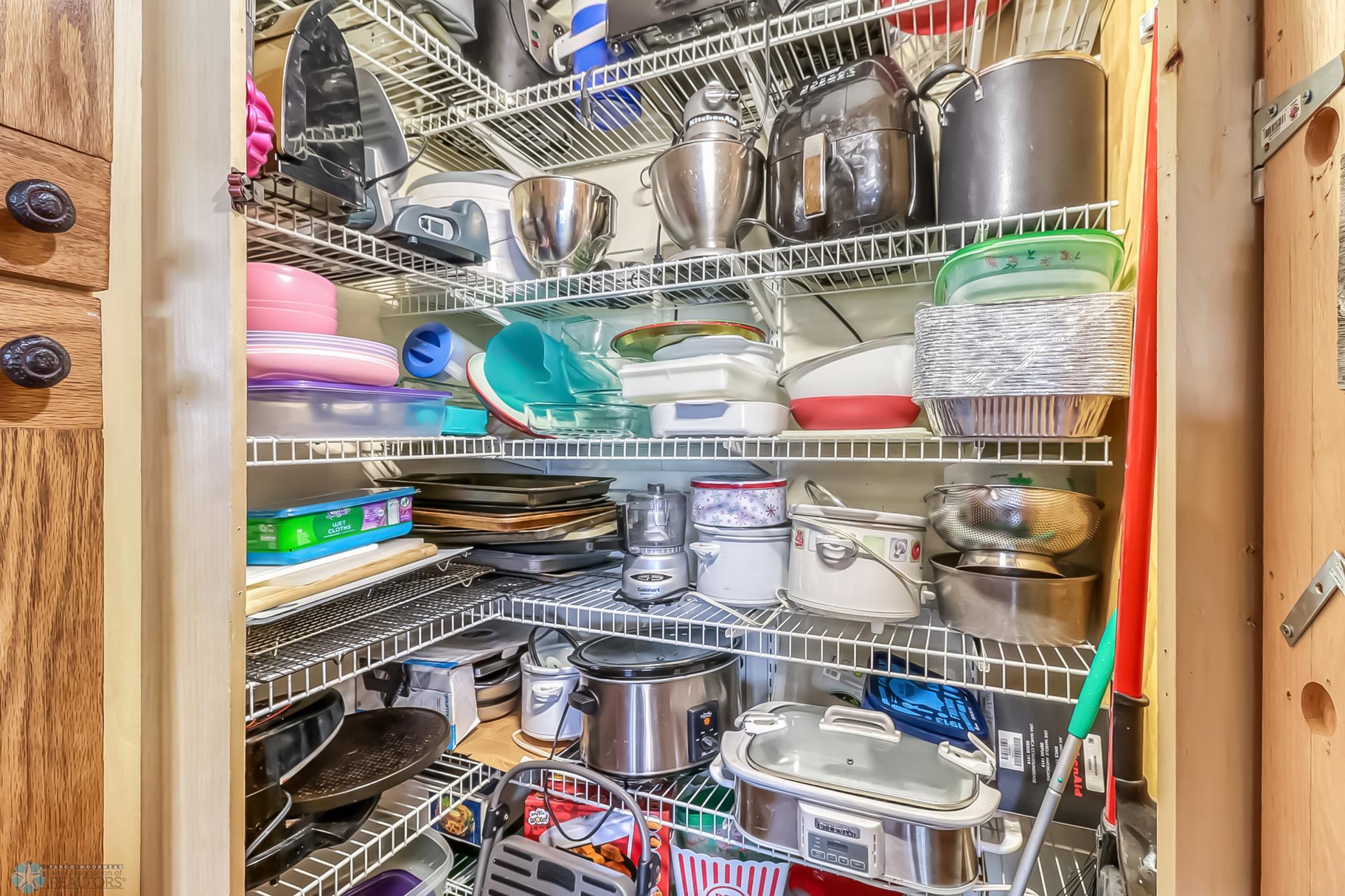 Kitchen_Pantry.jpg