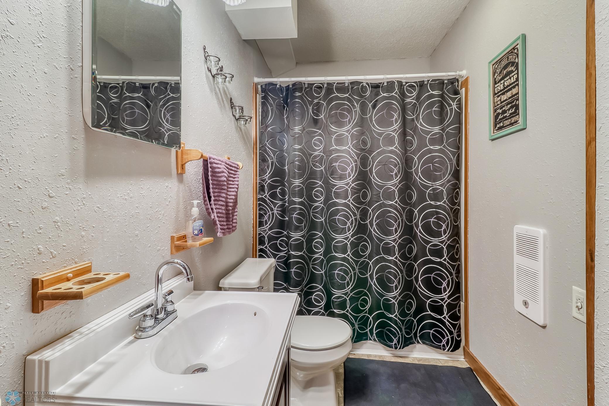 Basement Bathroom1_0.jpg