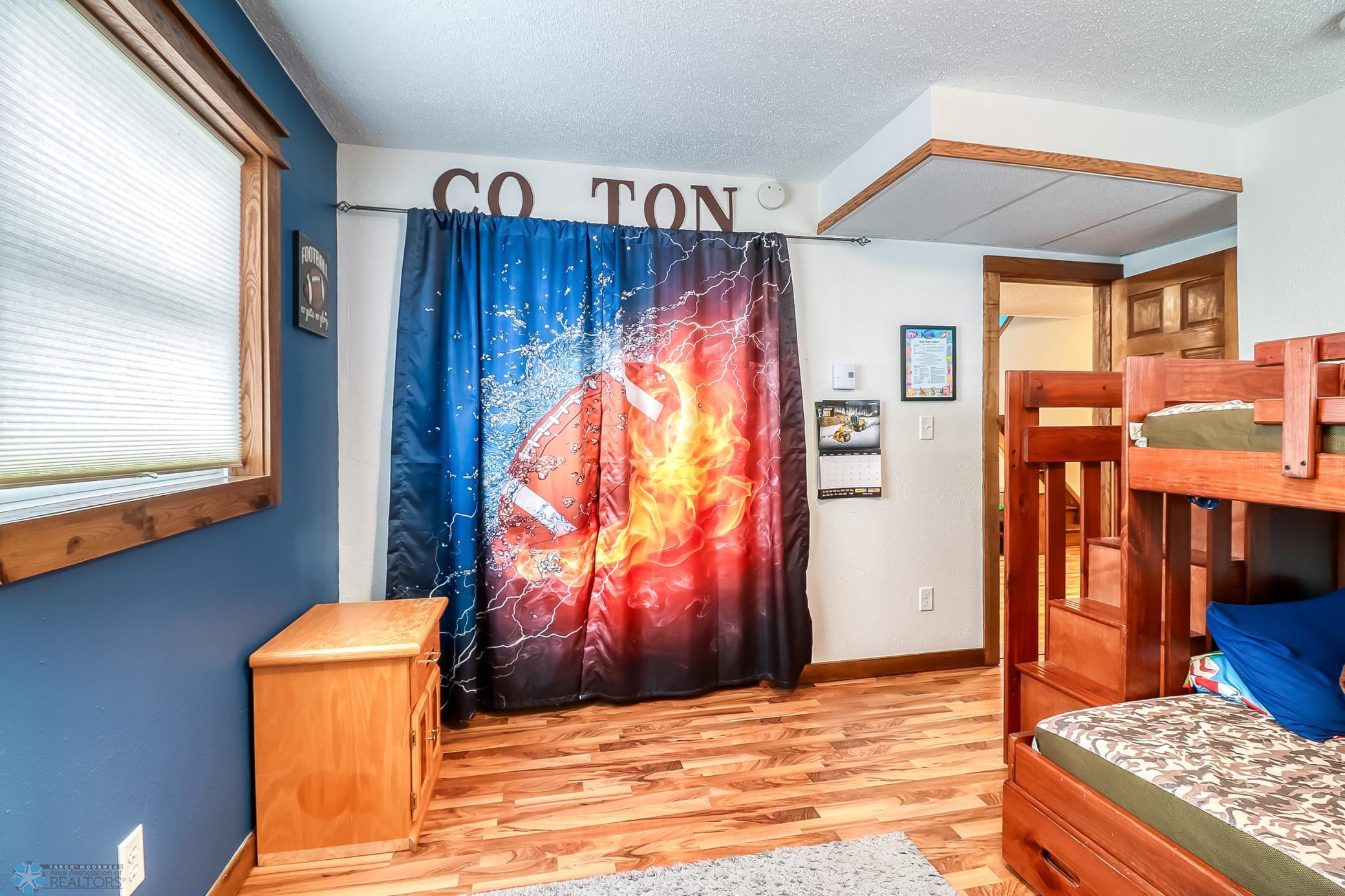 Basement Bedroom2_2.jpg