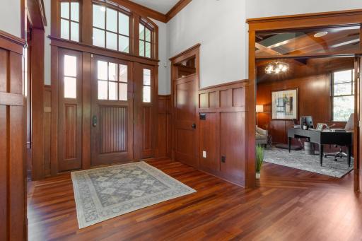1180 Garden Court N, Mound, MN 55364