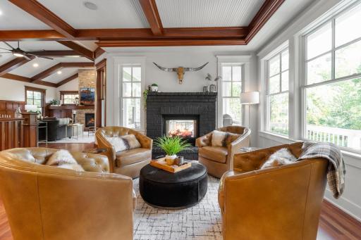 1180 Garden Court N, Mound, MN 55364