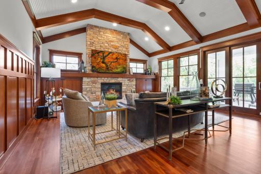 1180 Garden Court N, Mound, MN 55364